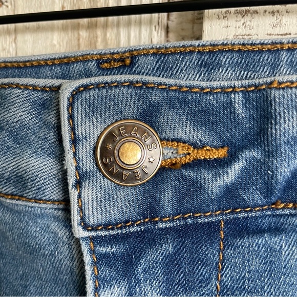 JEANS Distressed Denim Shorts Women’s Large Medium Wash Stretch Blue Boho Grunge - Picture 2 of 10